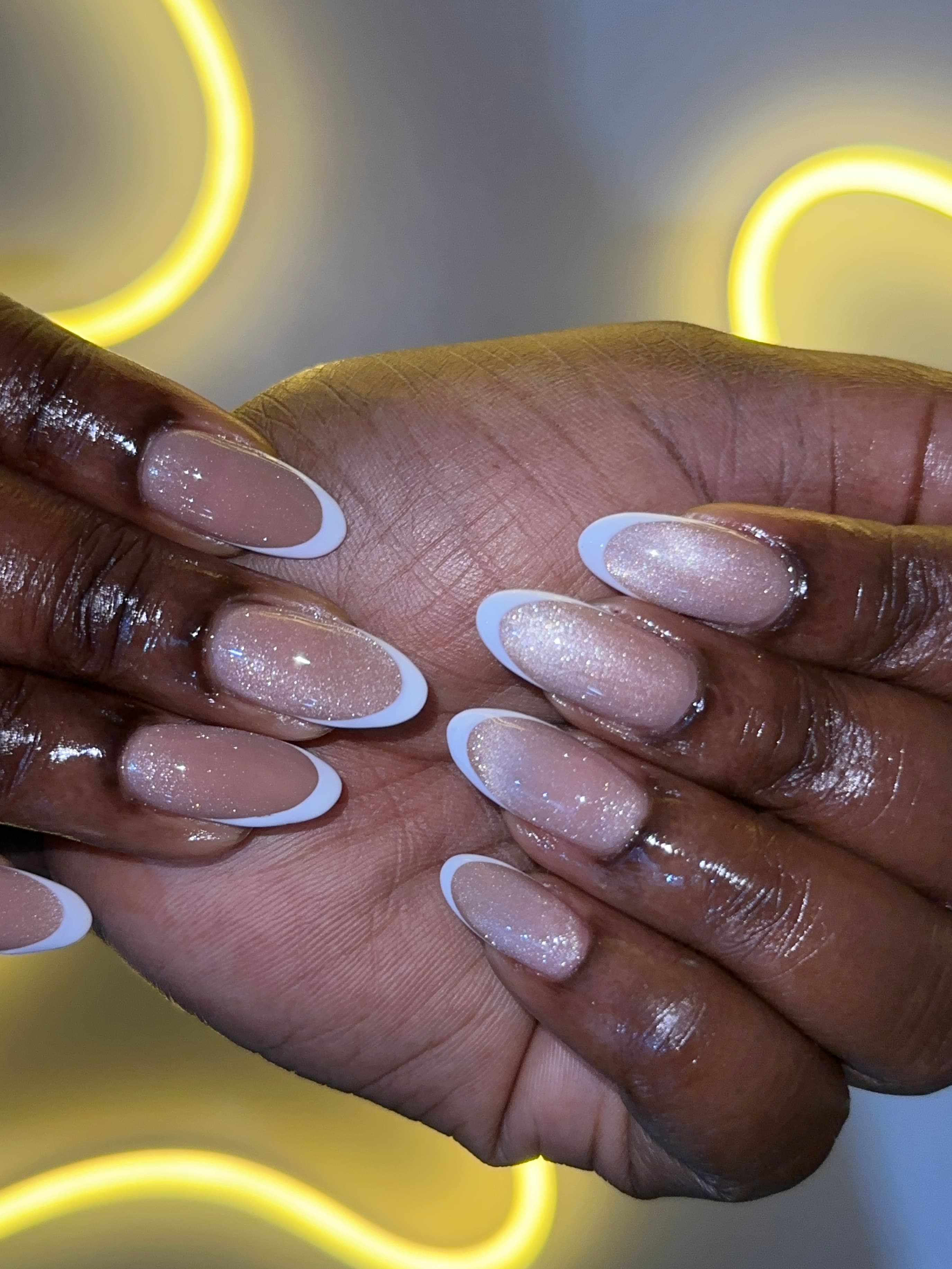 Short Cateye French tips