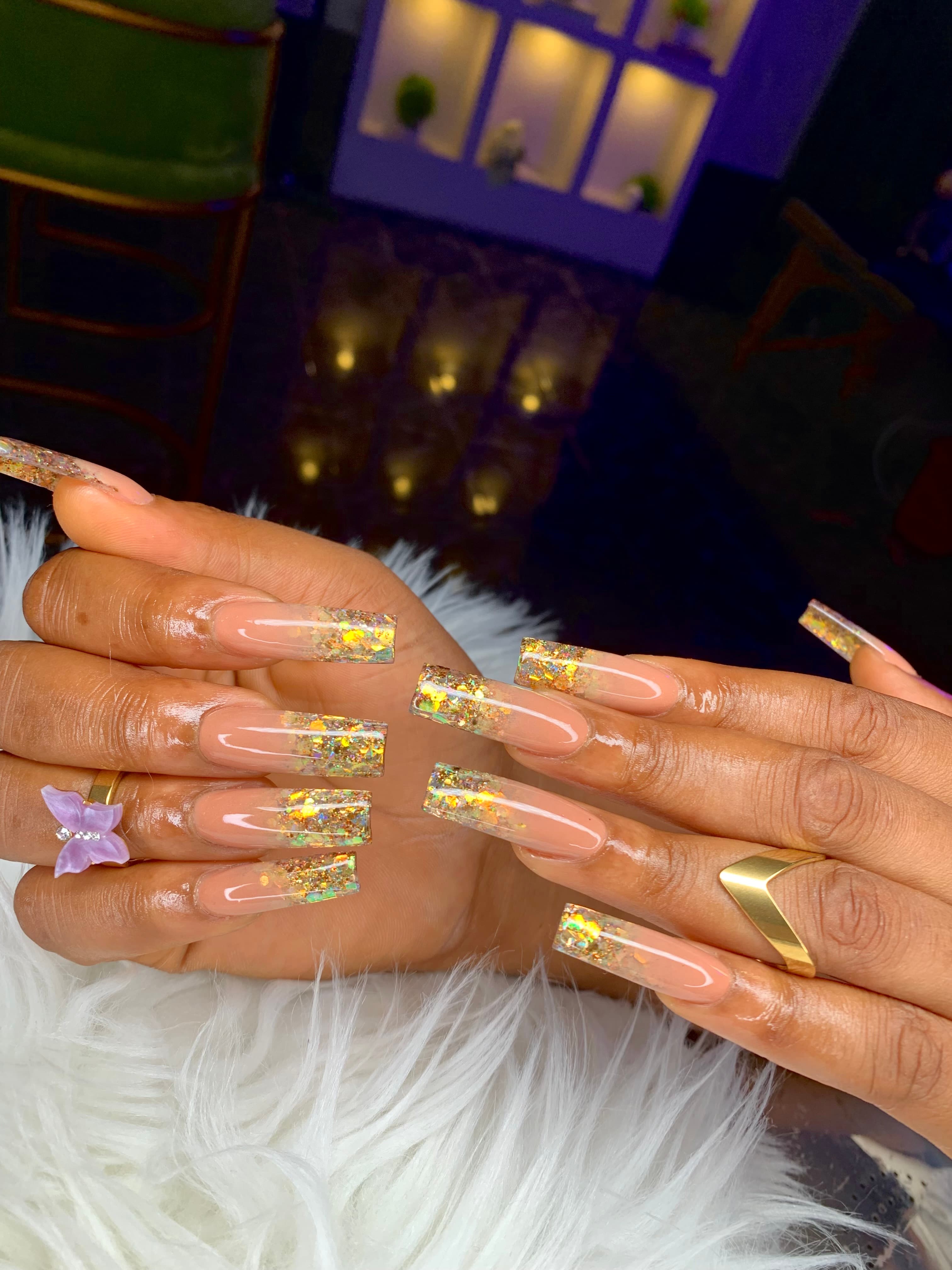 Glitter ombré nails
